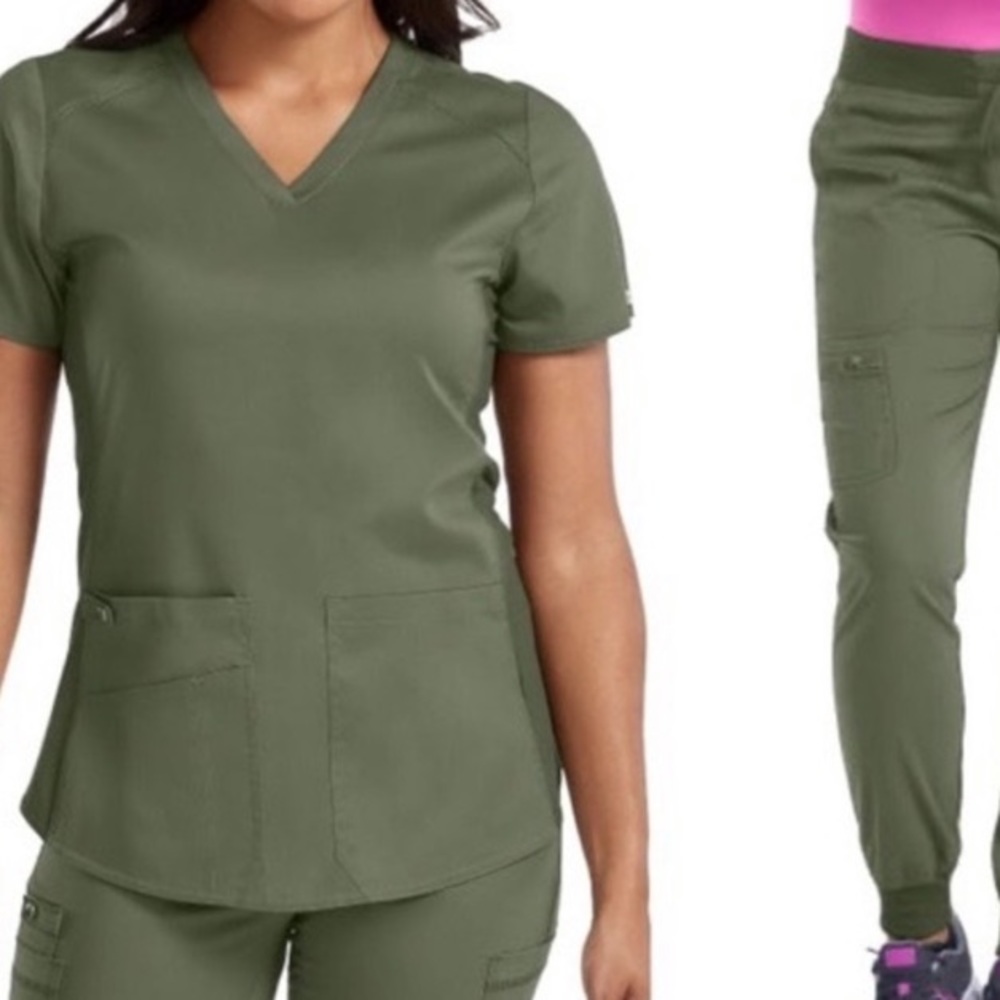 Med Couture Touch 3-Pocket STRETCH Rib-Knit Side Panel V-Neck Scrub Top XS OLIVE